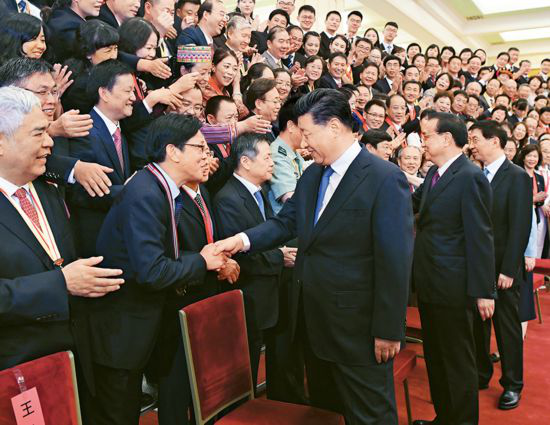20200831(2) 习近平：思政课是落实立德树人根本任务的关键课程.png